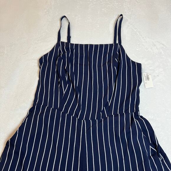 Old Navy Sleeveless Square Neck Cami Jumpsuit Size M NEW Pinstripe Nautical - Picture 4 of 9
